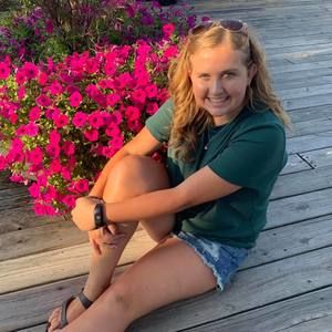 Meet your Posher, Kylee